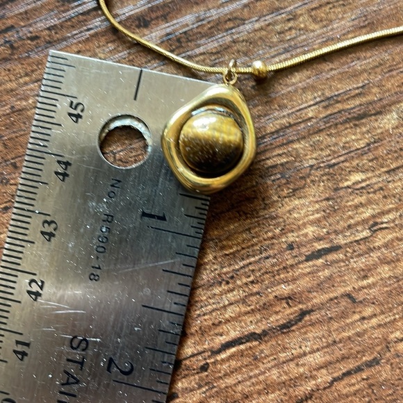 ❤️ 2/$20 or 3/$25 Tiger Eye Pendant Gold Stainless Steel Elegant Necklace - Picture 5 of 9